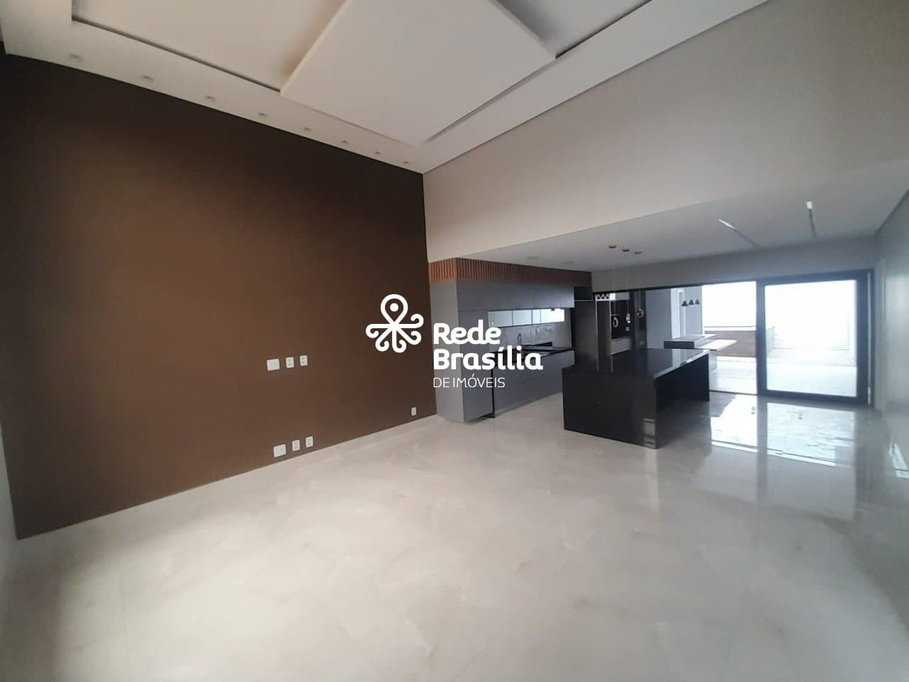 Imagem da propriedade UB1595 5