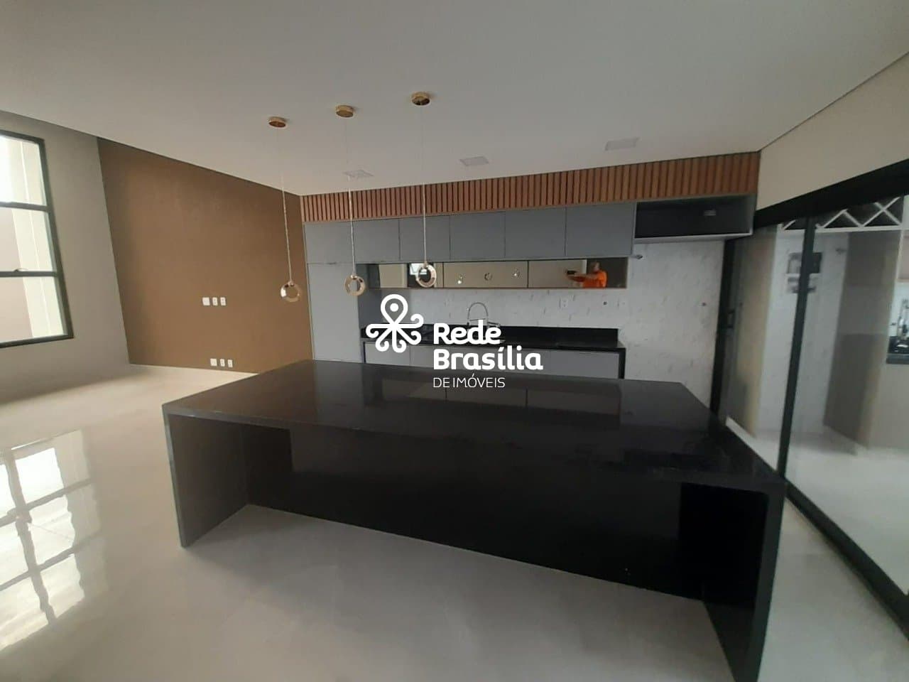 Imagem da propriedade UB1595 9