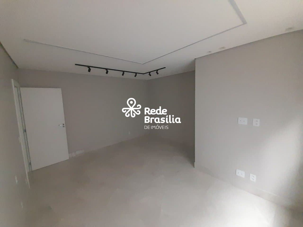 Imagem da propriedade UB1595 14